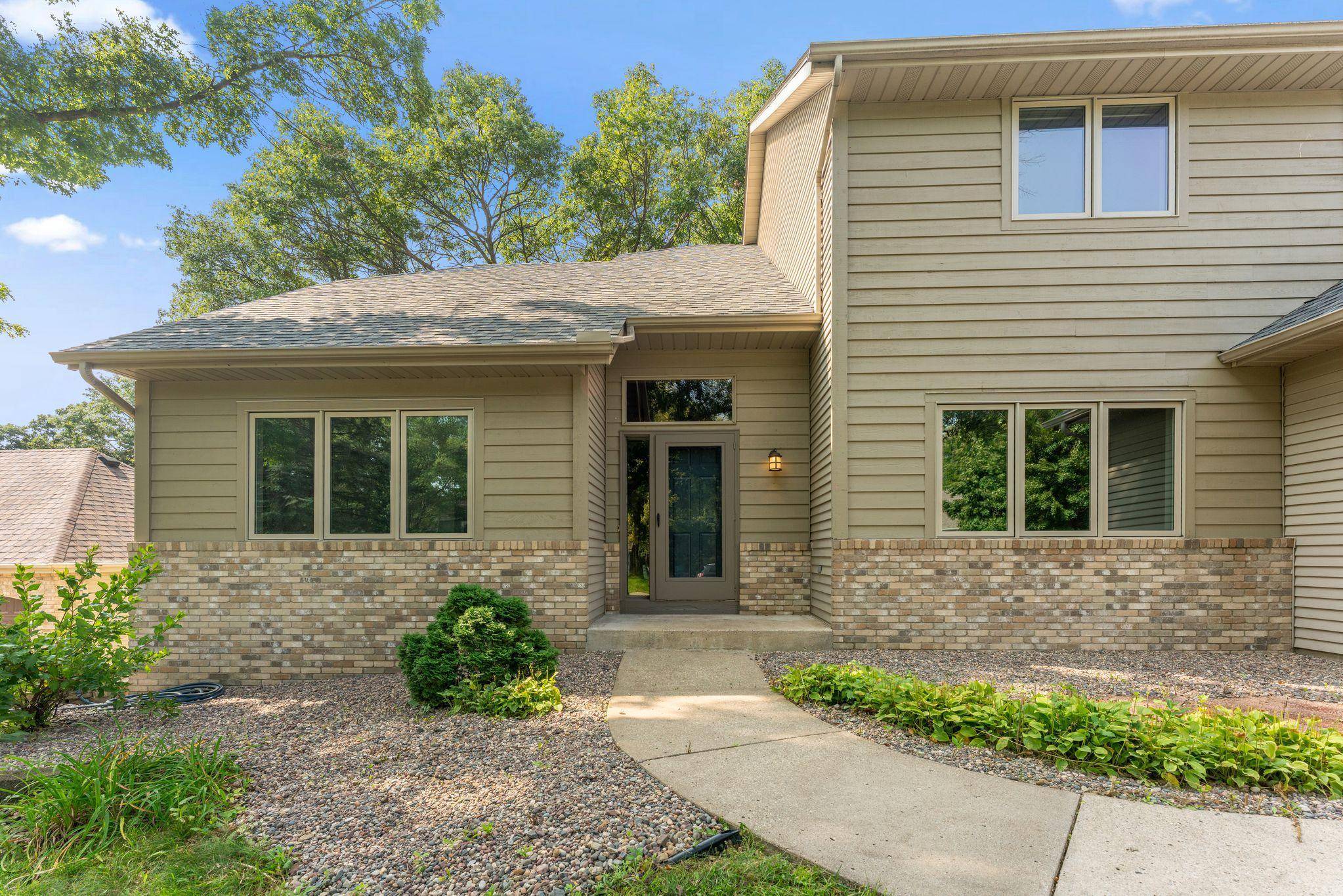 18720 Kanabec CT, Lakeville, MN 55044