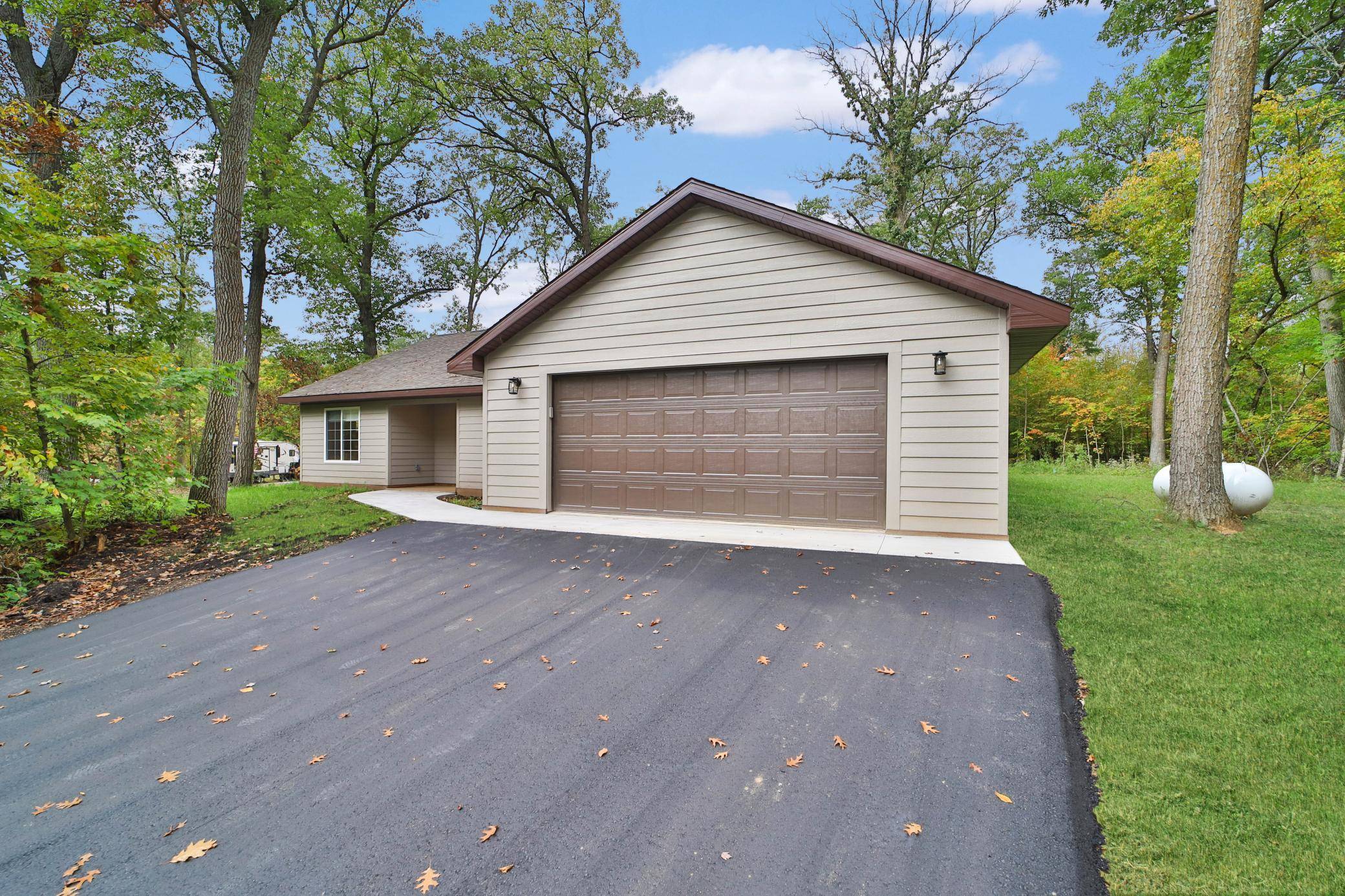40161 Paradise DR, Browerville, MN 56438