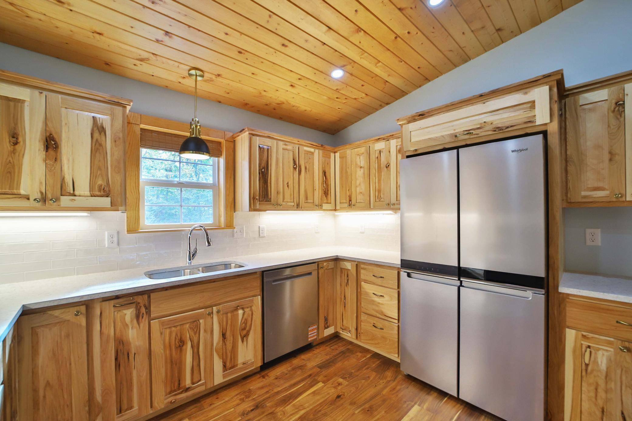 40161 Paradise DR, Browerville, MN 56438