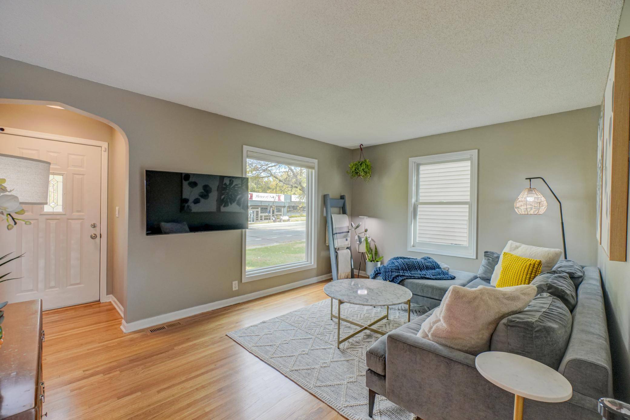 7217 Minnetonka BLVD, Saint Louis Park, MN 55426