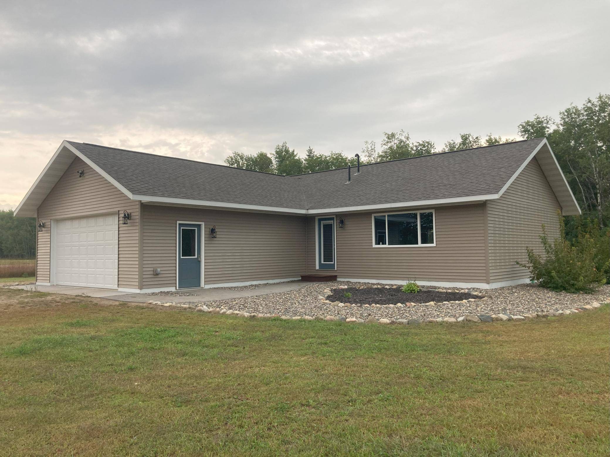 2869 Half Mile RD, Jenkins, MN 56474