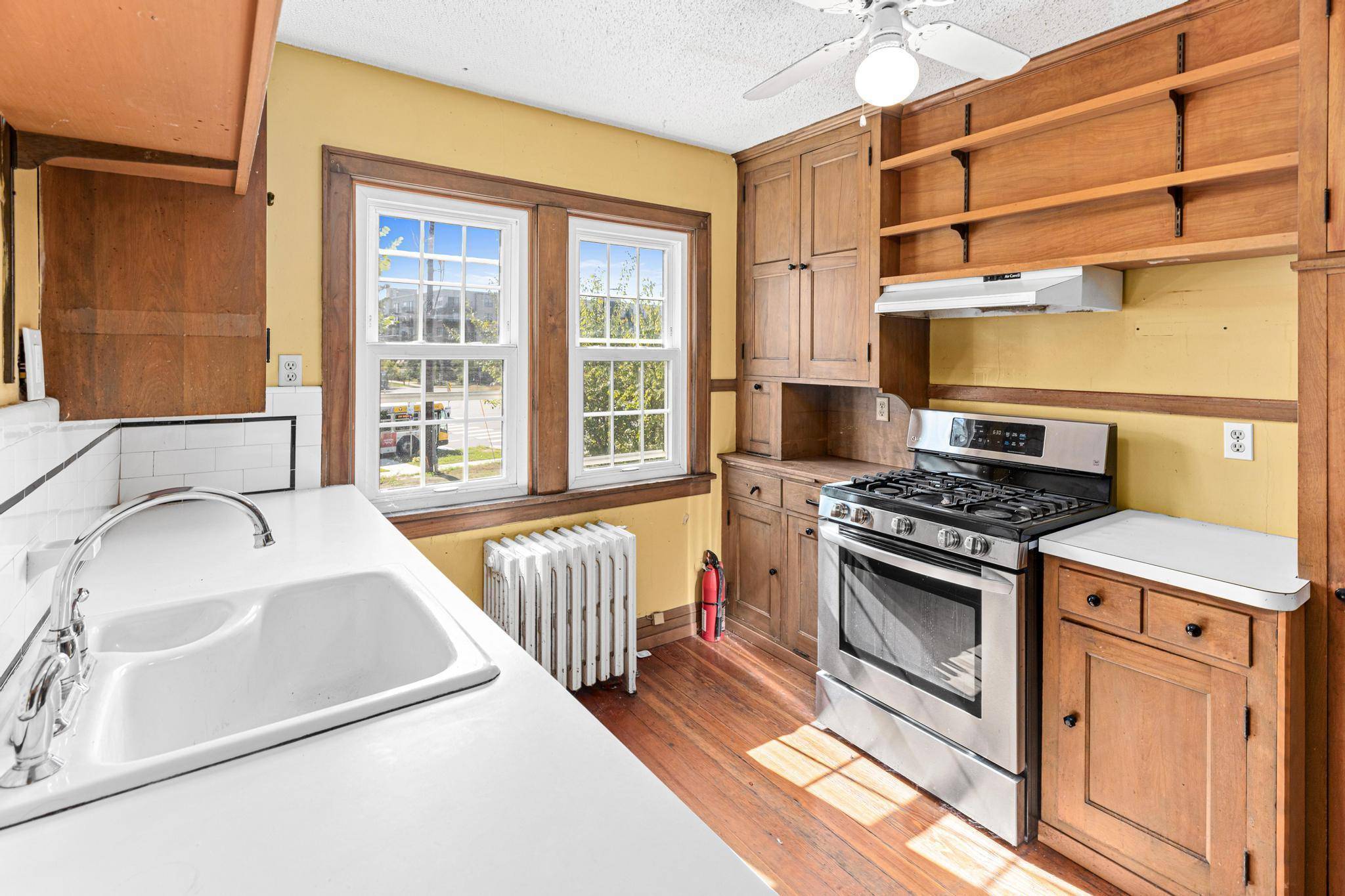 2925 Sunset BLVD, Minneapolis, MN 55416