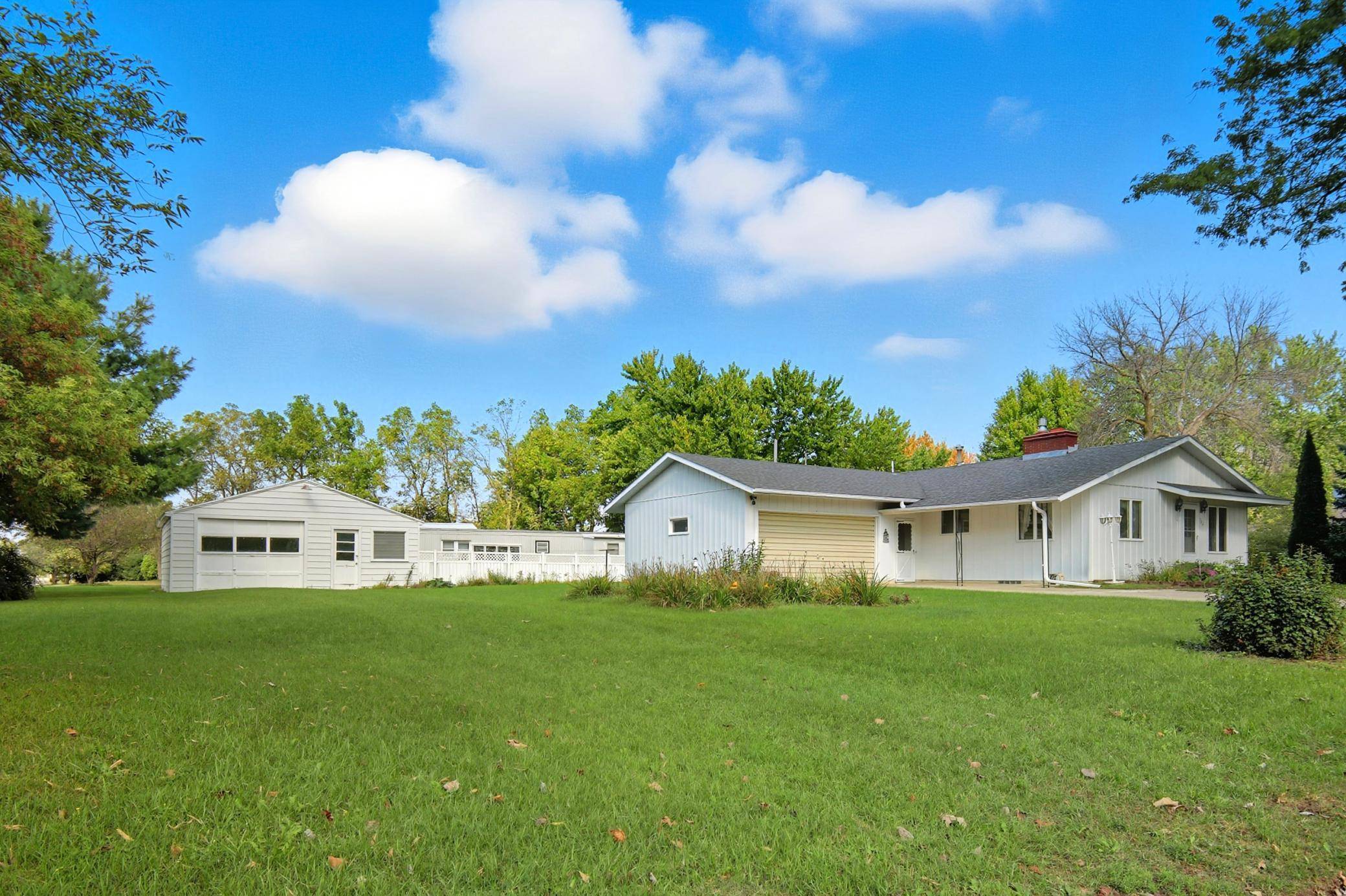 704 21st AVE NW, Austin, MN 55912