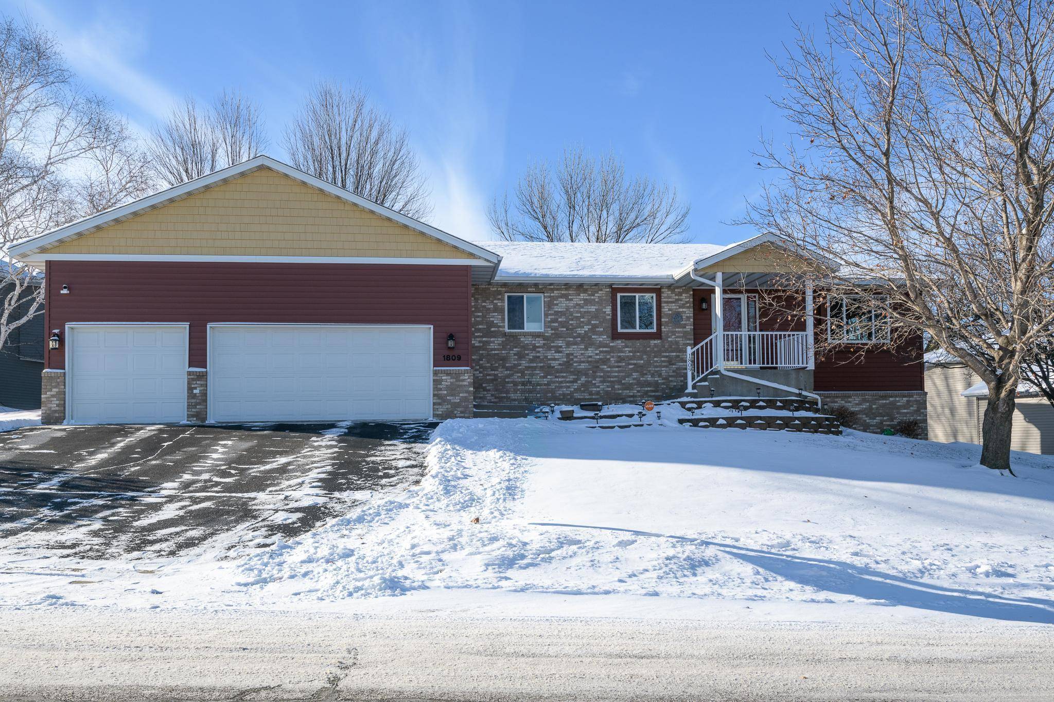 1809 Eastern Star LOOP, Sauk Rapids, MN 56379