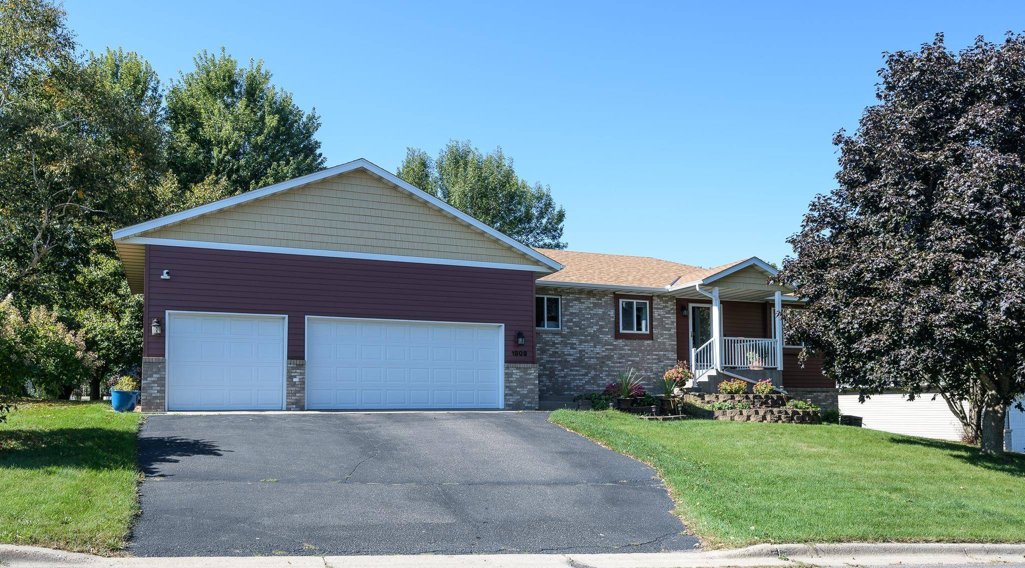 1809 Eastern Star LOOP, Sauk Rapids, MN 56379