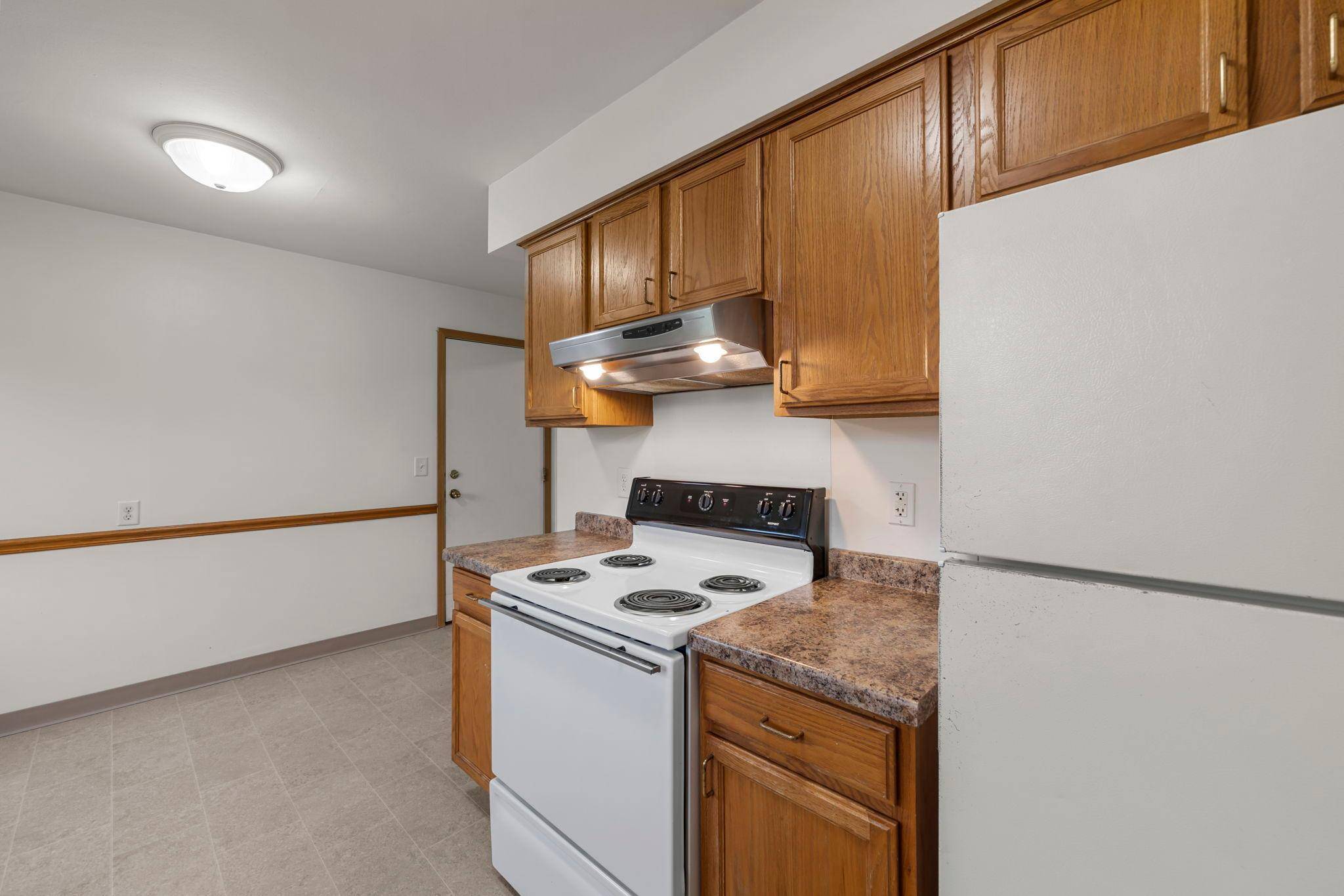 249 Elm DR, Apple Valley, MN 55124