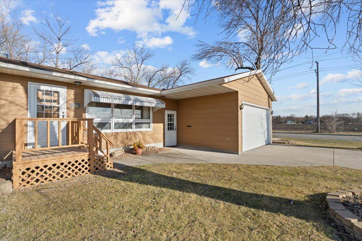 738 6th ST S, Breckenridge, MN 56520
