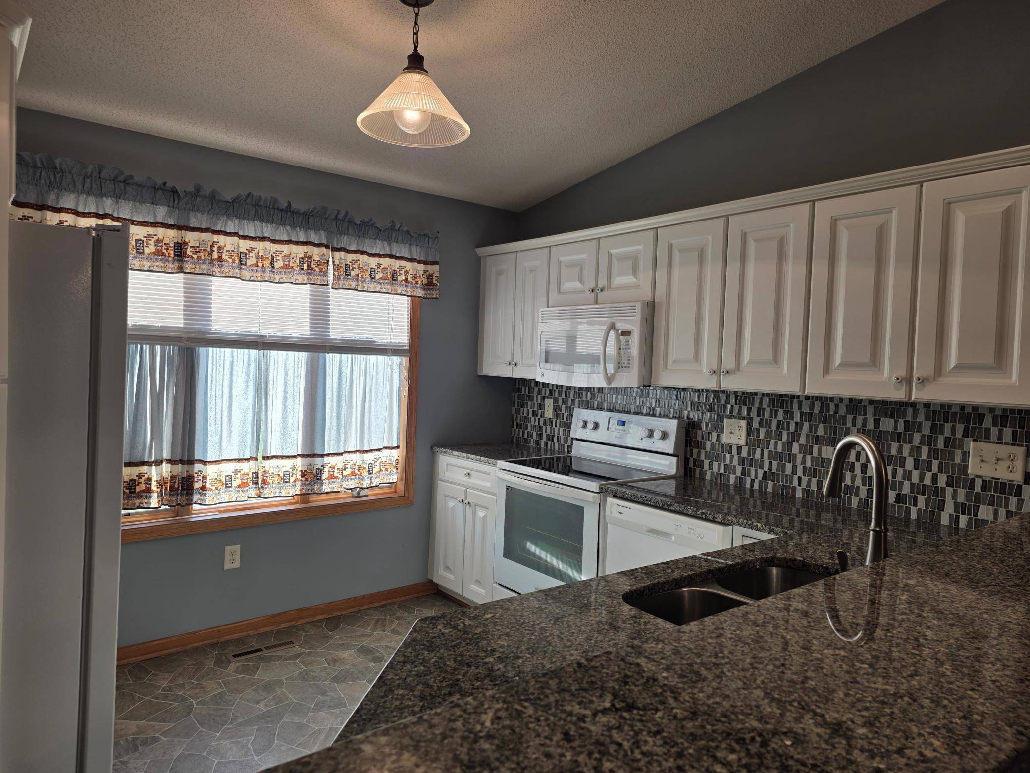 603 3rd AVE NW, Byron, MN 55920
