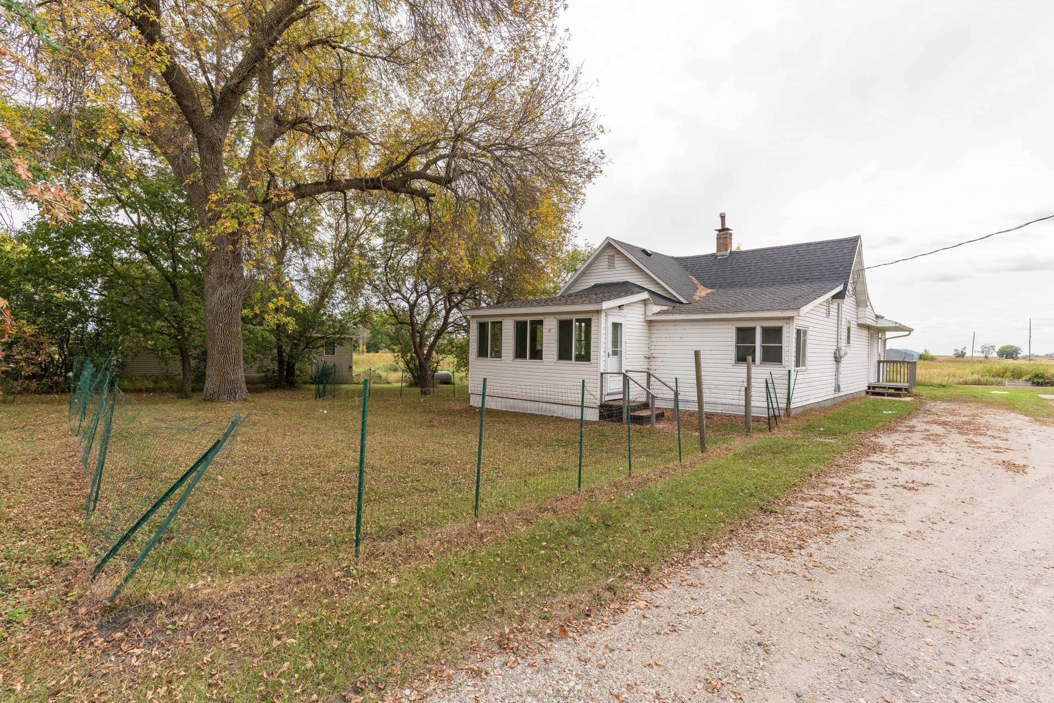 211 Sunnyside AVE, Ogema, MN 56569