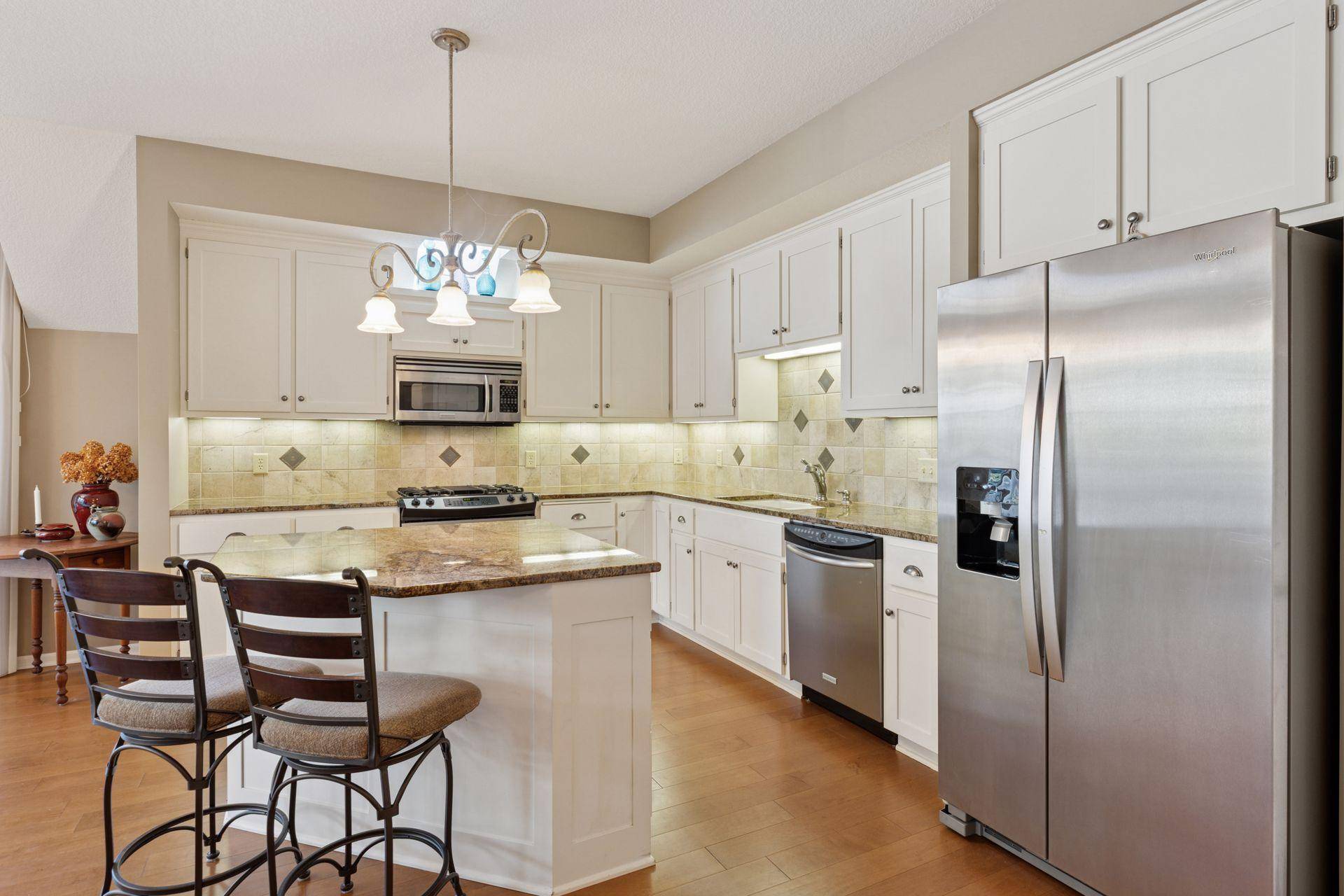 205 Mill ST #S205, Excelsior, MN 55331