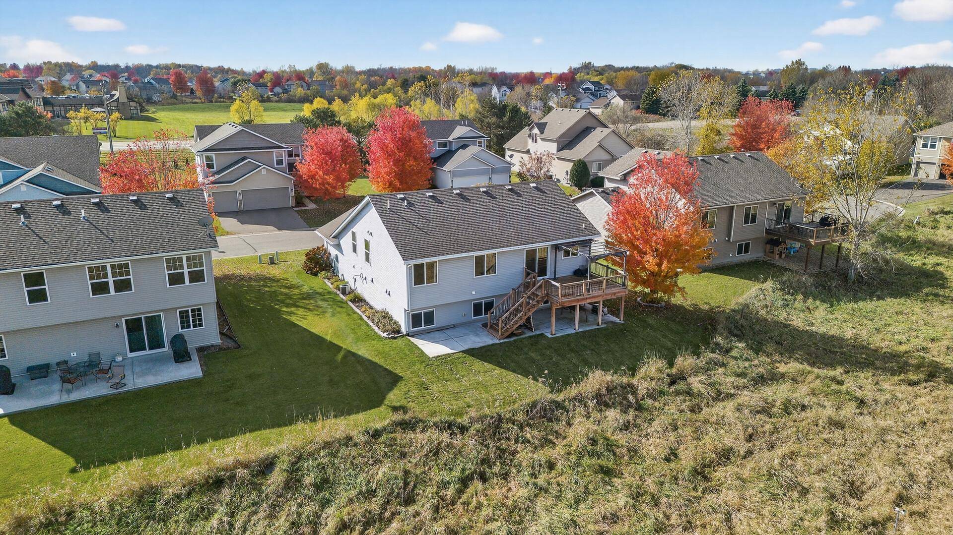 10688 51st ST NE, Albertville, MN 55301
