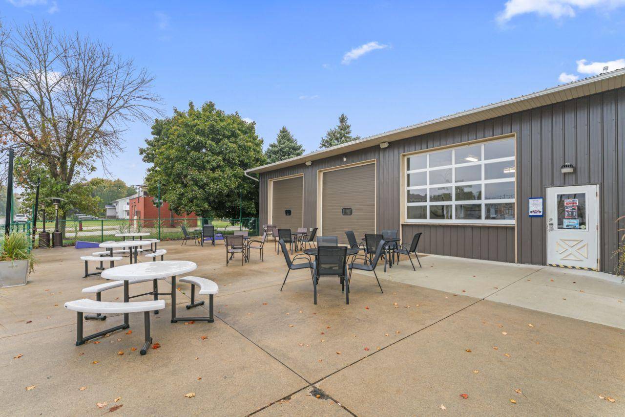2405 4th ST NW, Austin, MN 55912