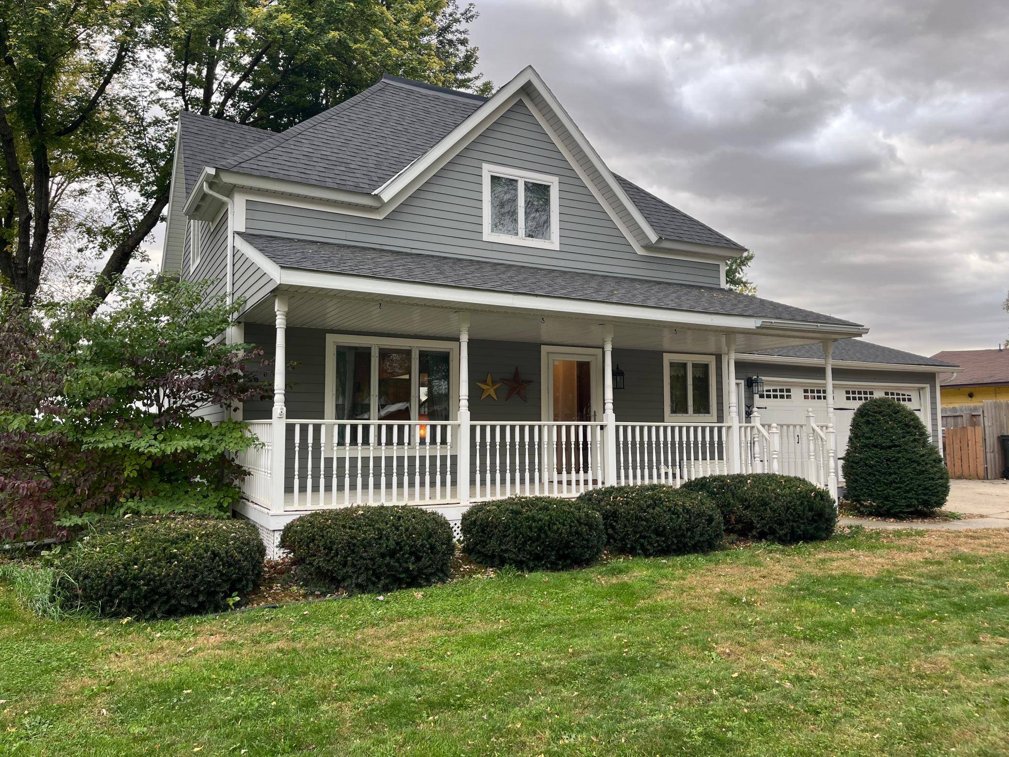 96 E Park ST, Cottonwood, MN 56229