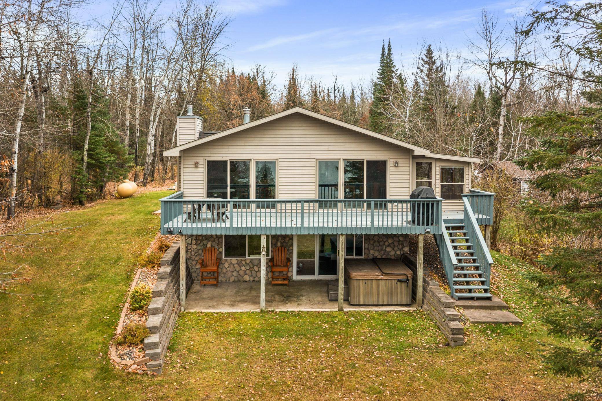 8105 Cabin RD, Canyon, MN 55717