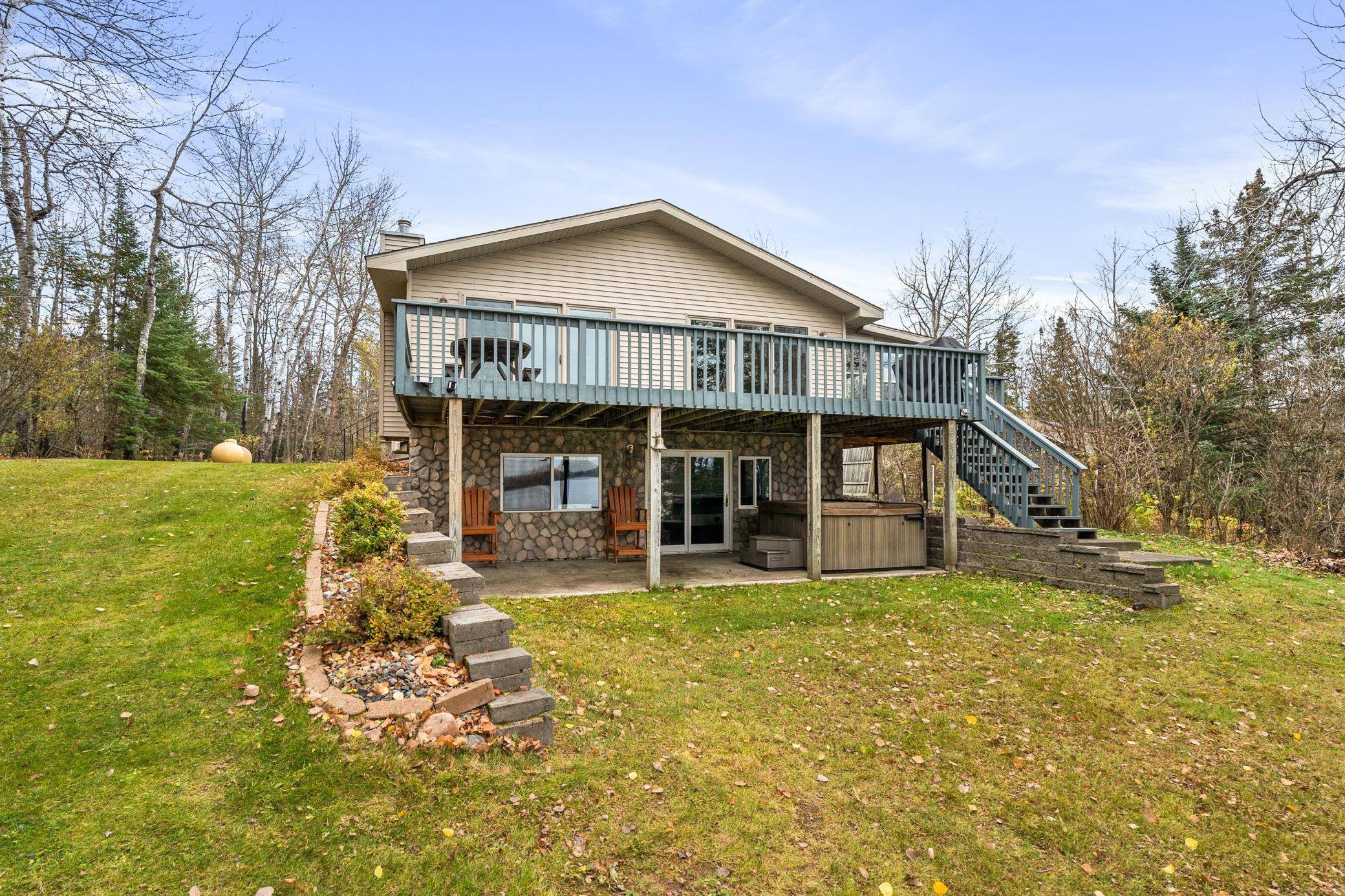 8105 Cabin RD, Canyon, MN 55717