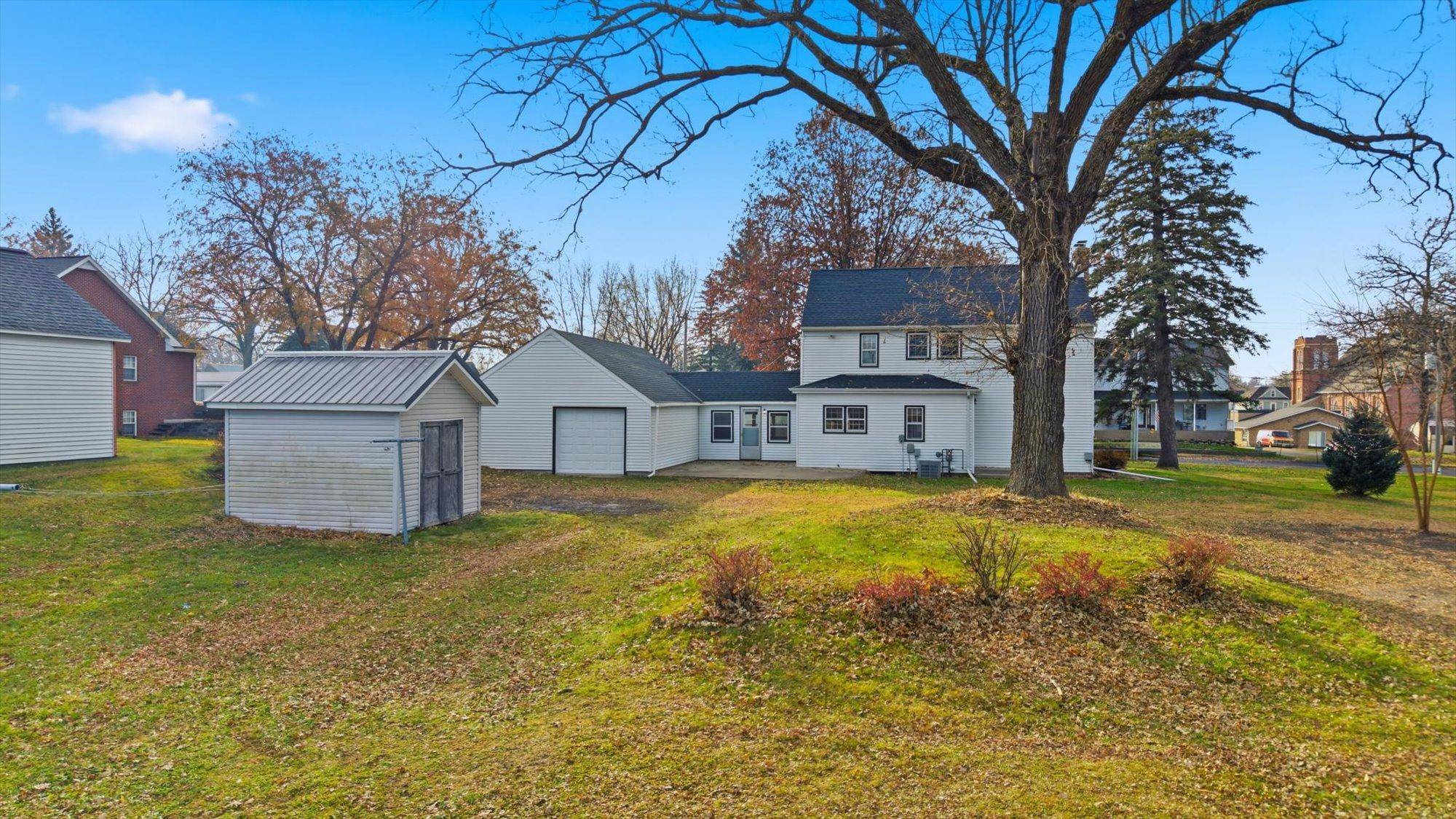 752 2nd ST N, Brownton, MN 55312