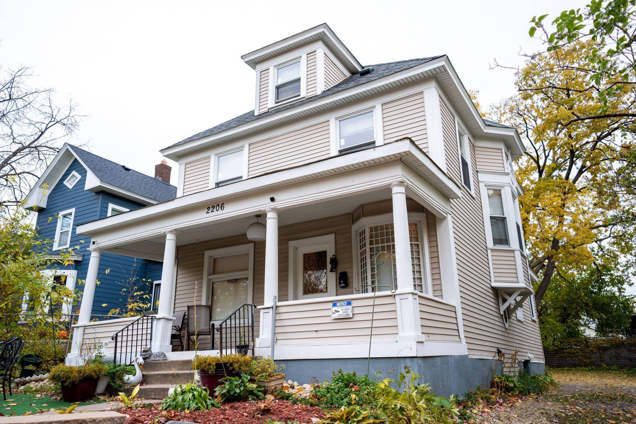 2206 Elliot AVE, Minneapolis, MN 55404