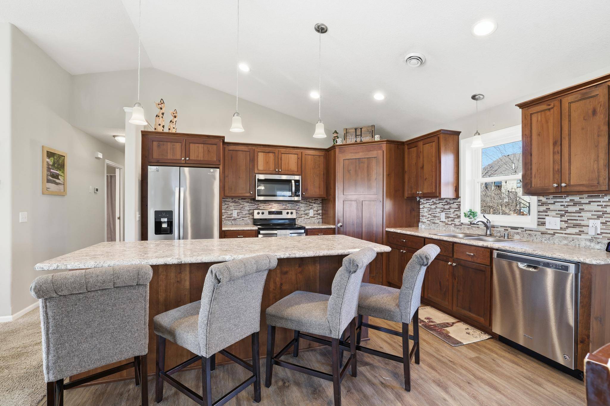 1308 Linwood RD, Belle Plaine, MN 56011