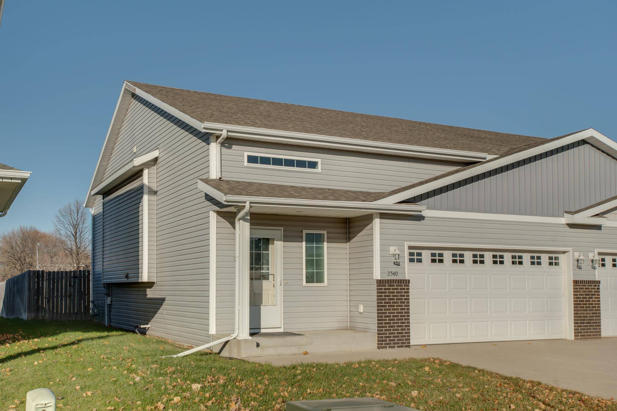 2540 31st AVE S, Moorhead, MN 56560