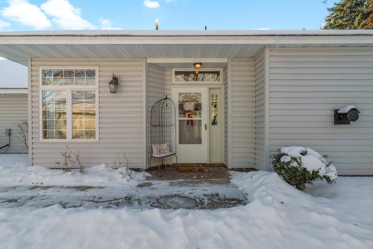 3807 Weaver CT, Anoka, MN 55303