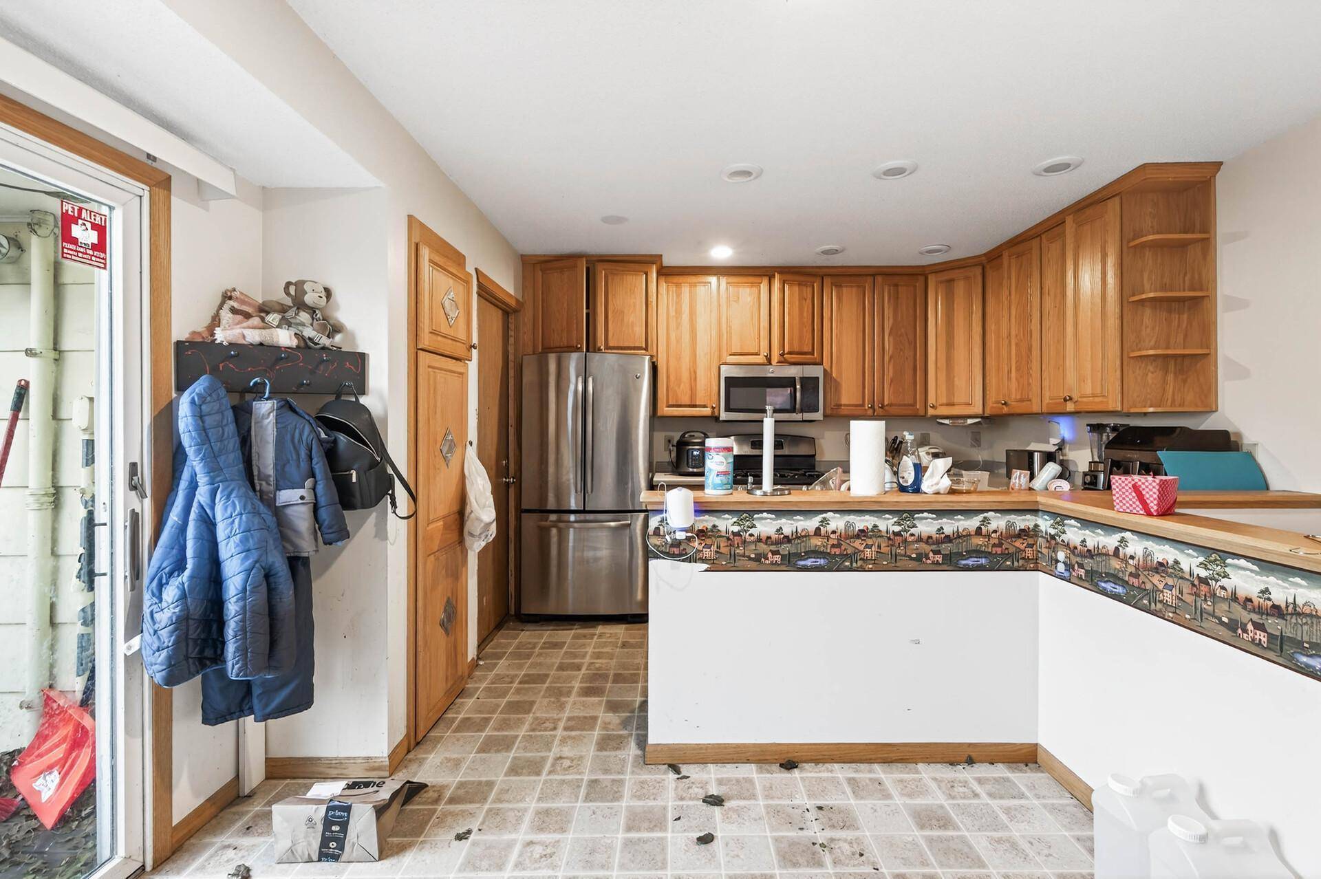 3818 W 103rd ST, Bloomington, MN 55431