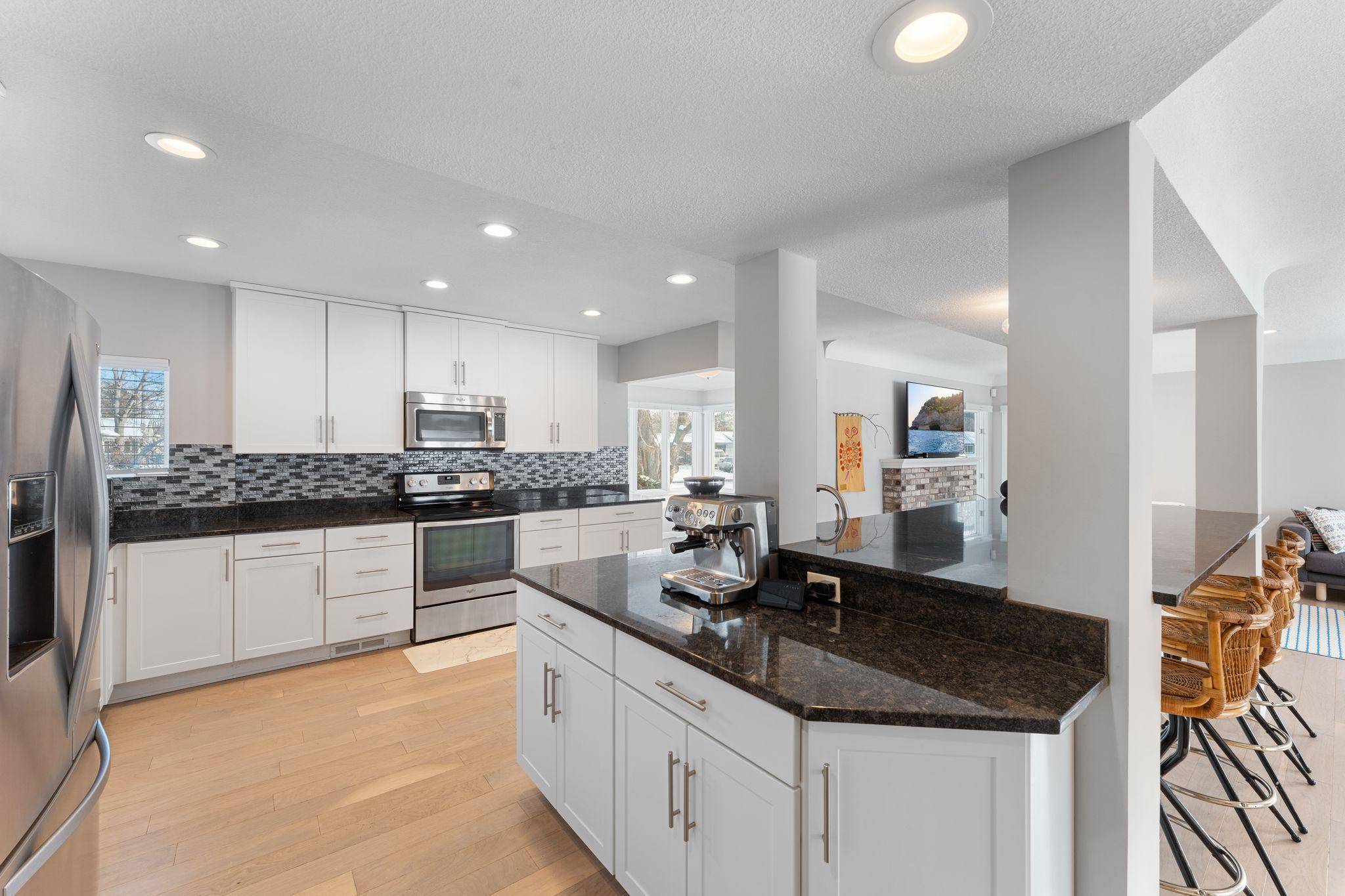 5325 Twin Lake BLVD E, Brooklyn Center, MN 55429