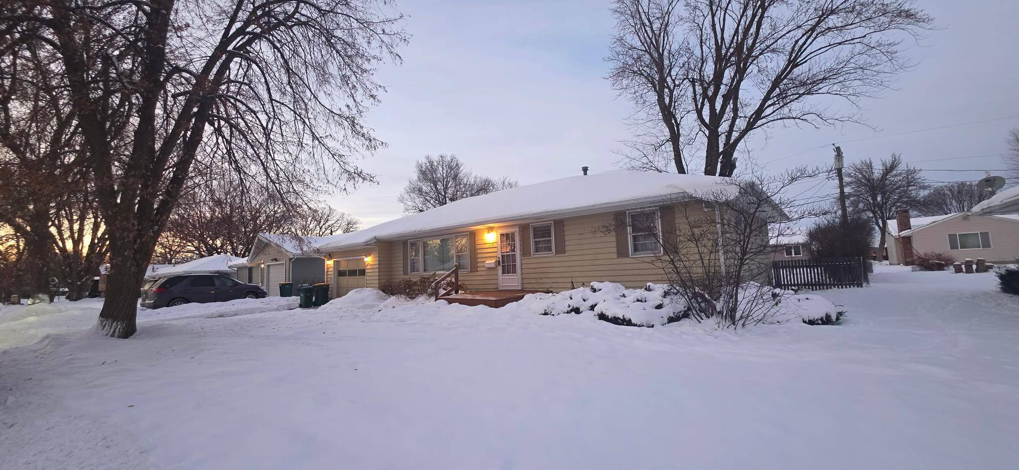 319 Glenn RD, Albert Lea, MN 56007