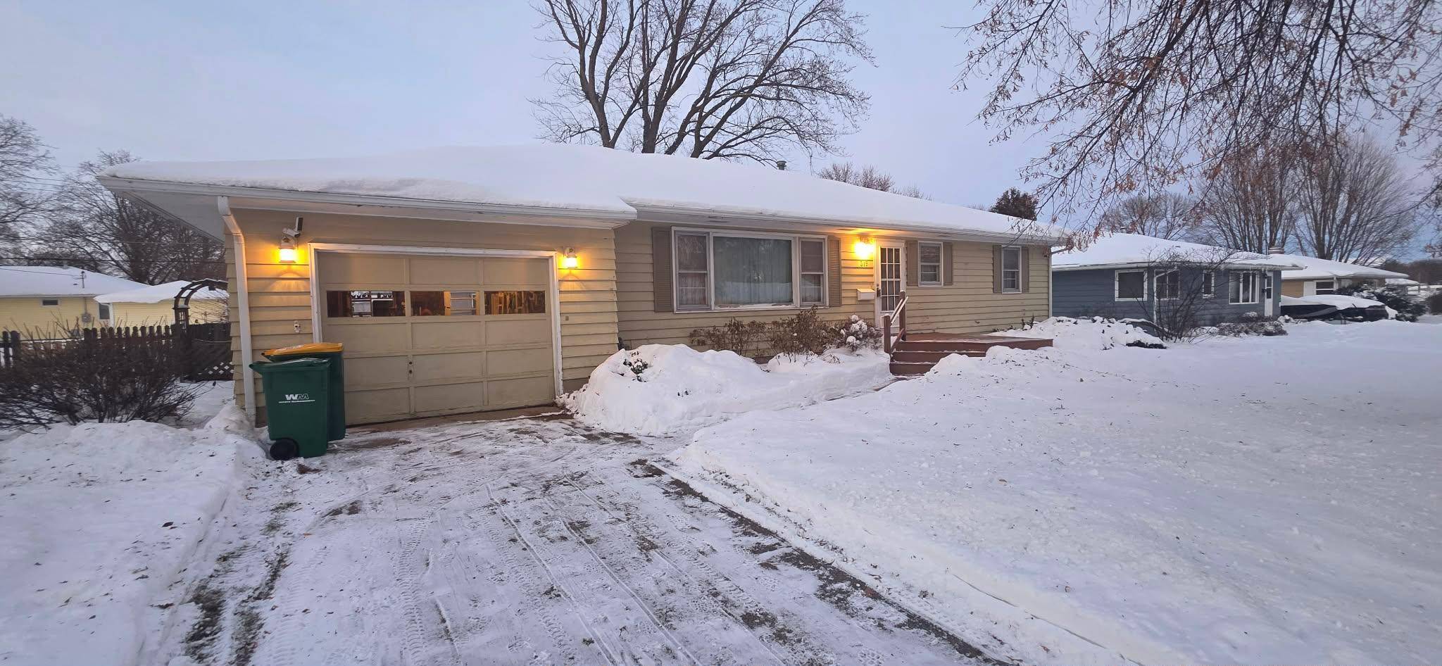 319 Glenn RD, Albert Lea, MN 56007