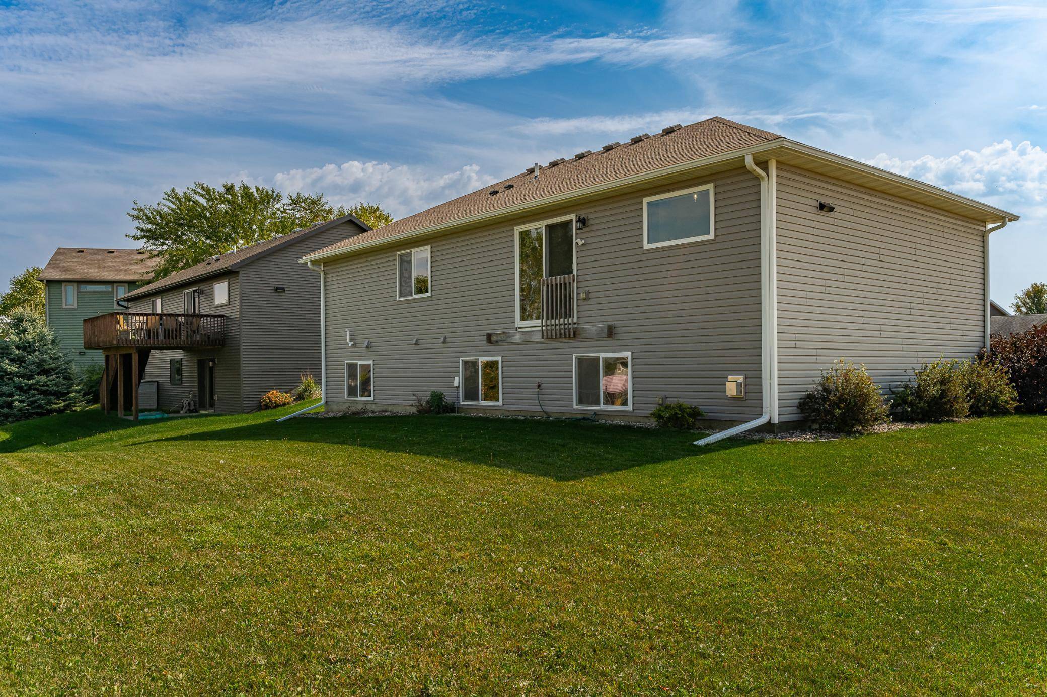 1421 Tunbridge PL NE, Byron, MN 55920