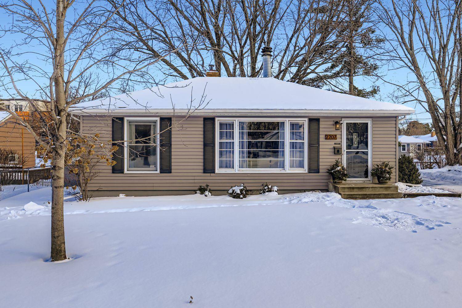 2207 Jersey AVE S, Saint Louis Park, MN 55426