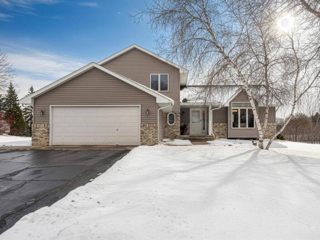 5400 Teakwood LN N, Plymouth, MN 55442