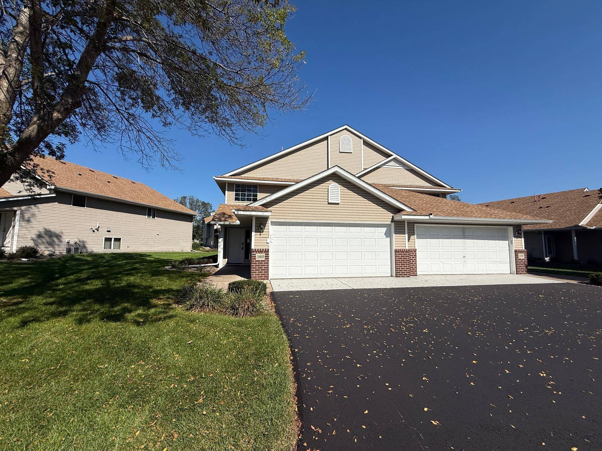 10809 Tyler CT NE, Blaine, MN 55434