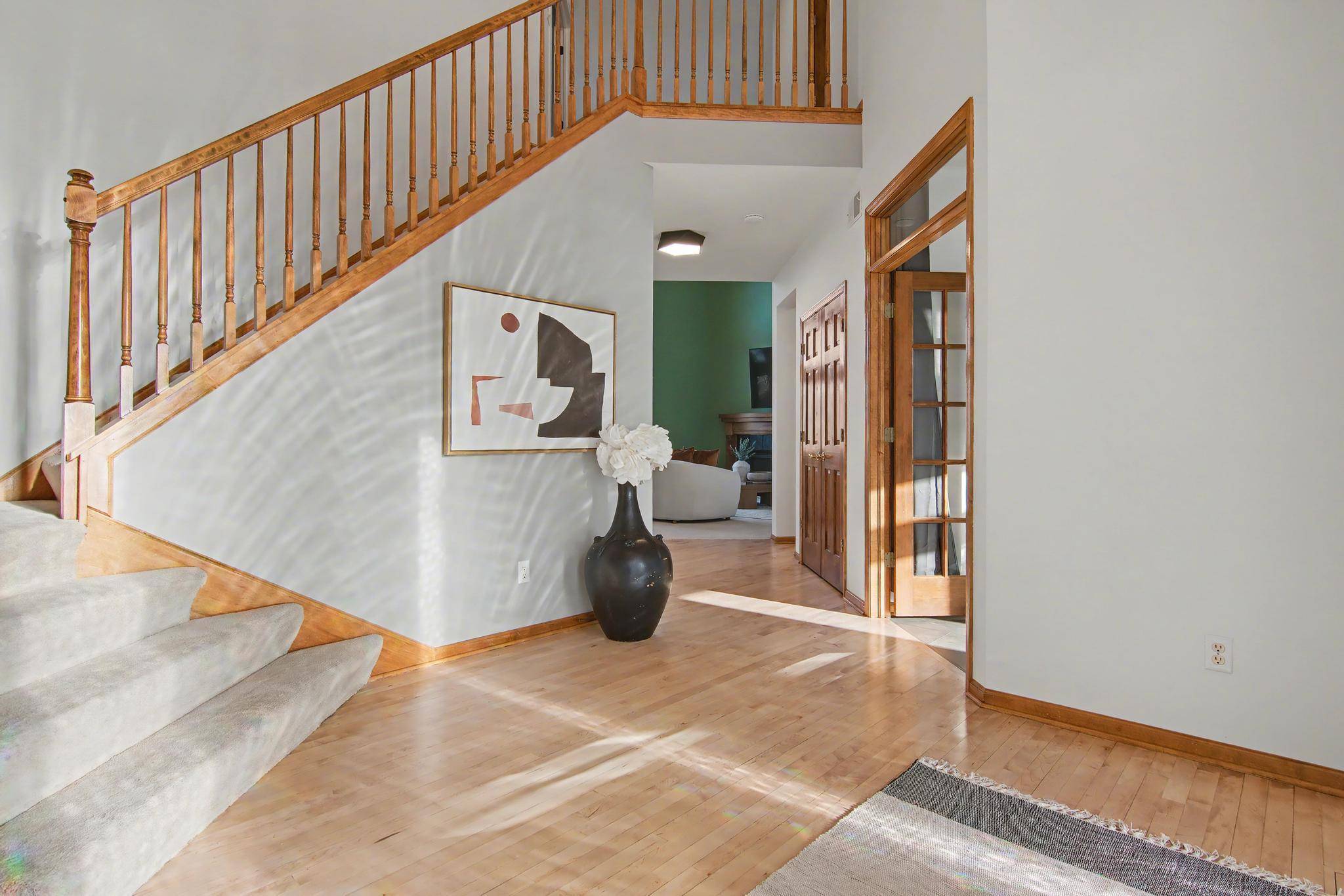 1535 Covington LN, Eagan, MN 55122