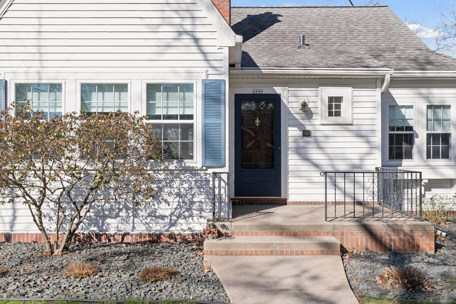 4380 Wooddale AVE, Saint Louis Park, MN 55424