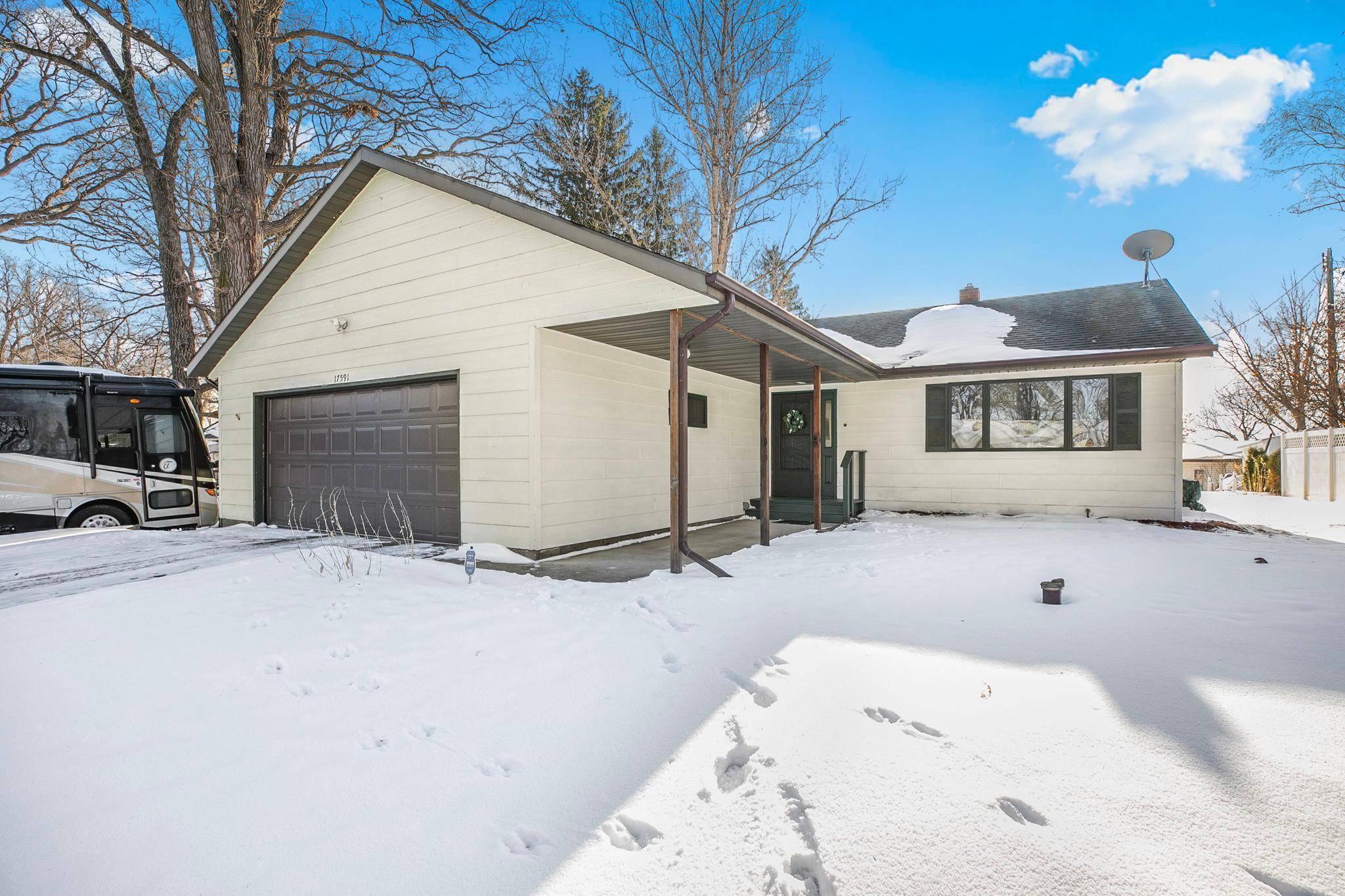 17591 Upper Spunk Lake RD, Avon, MN 56310
