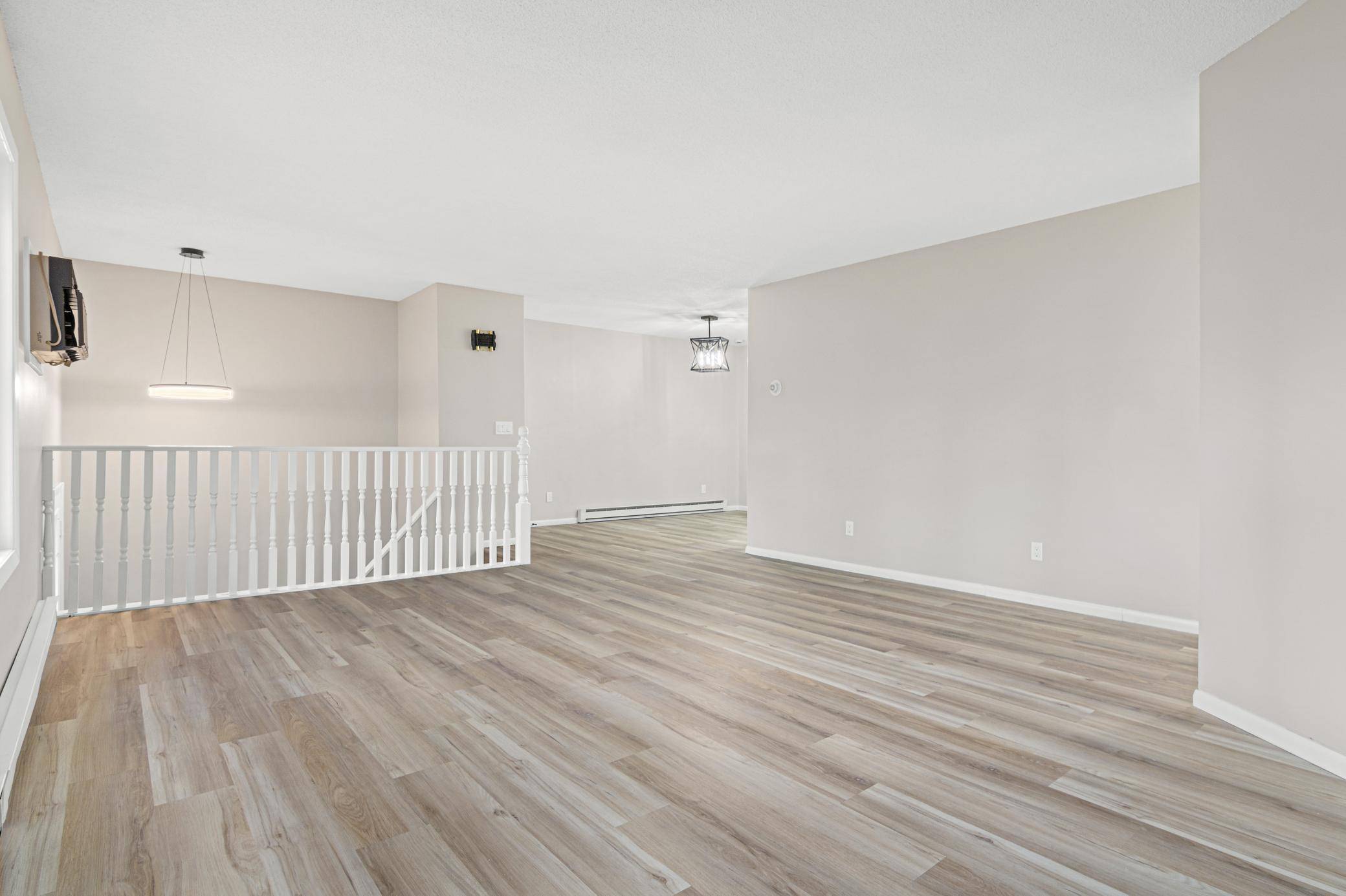 35 Knollwood ST W, Annandale, MN 55302