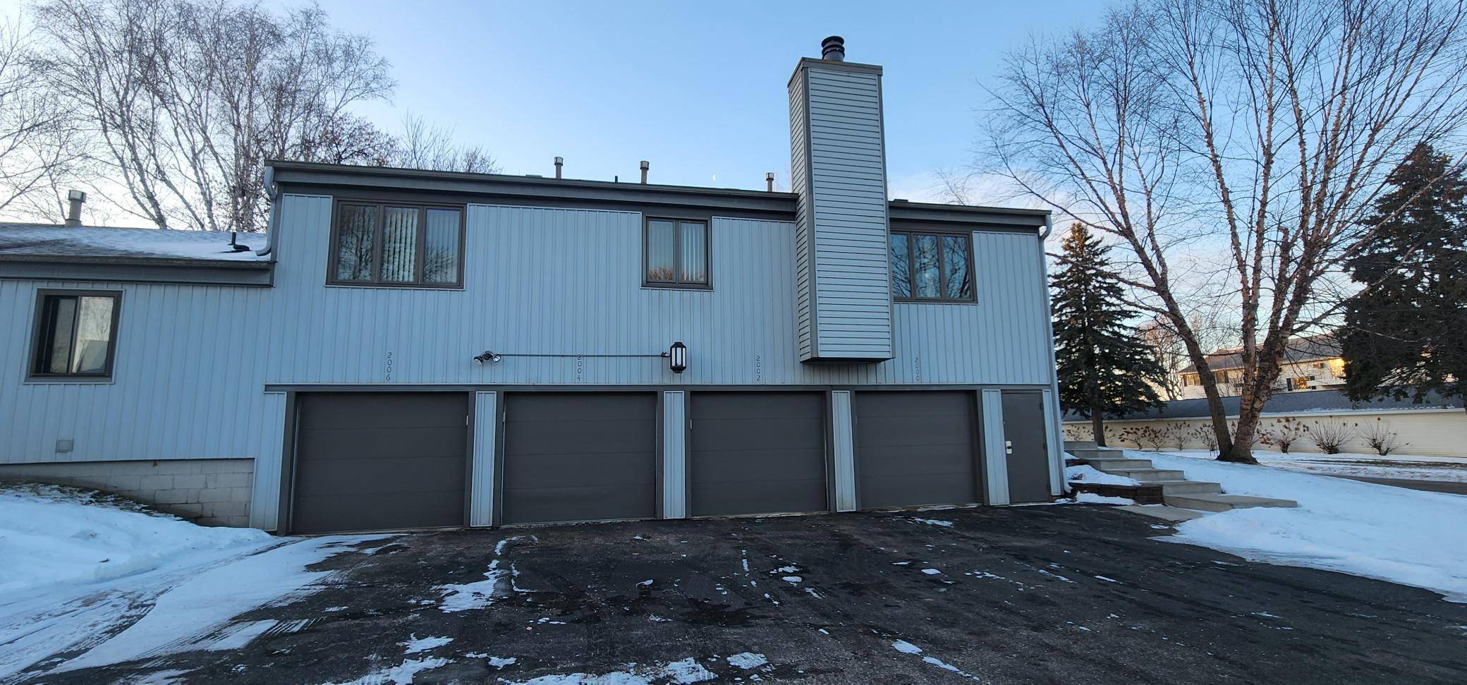 2004 26th AVE NW, Rochester, MN 55901