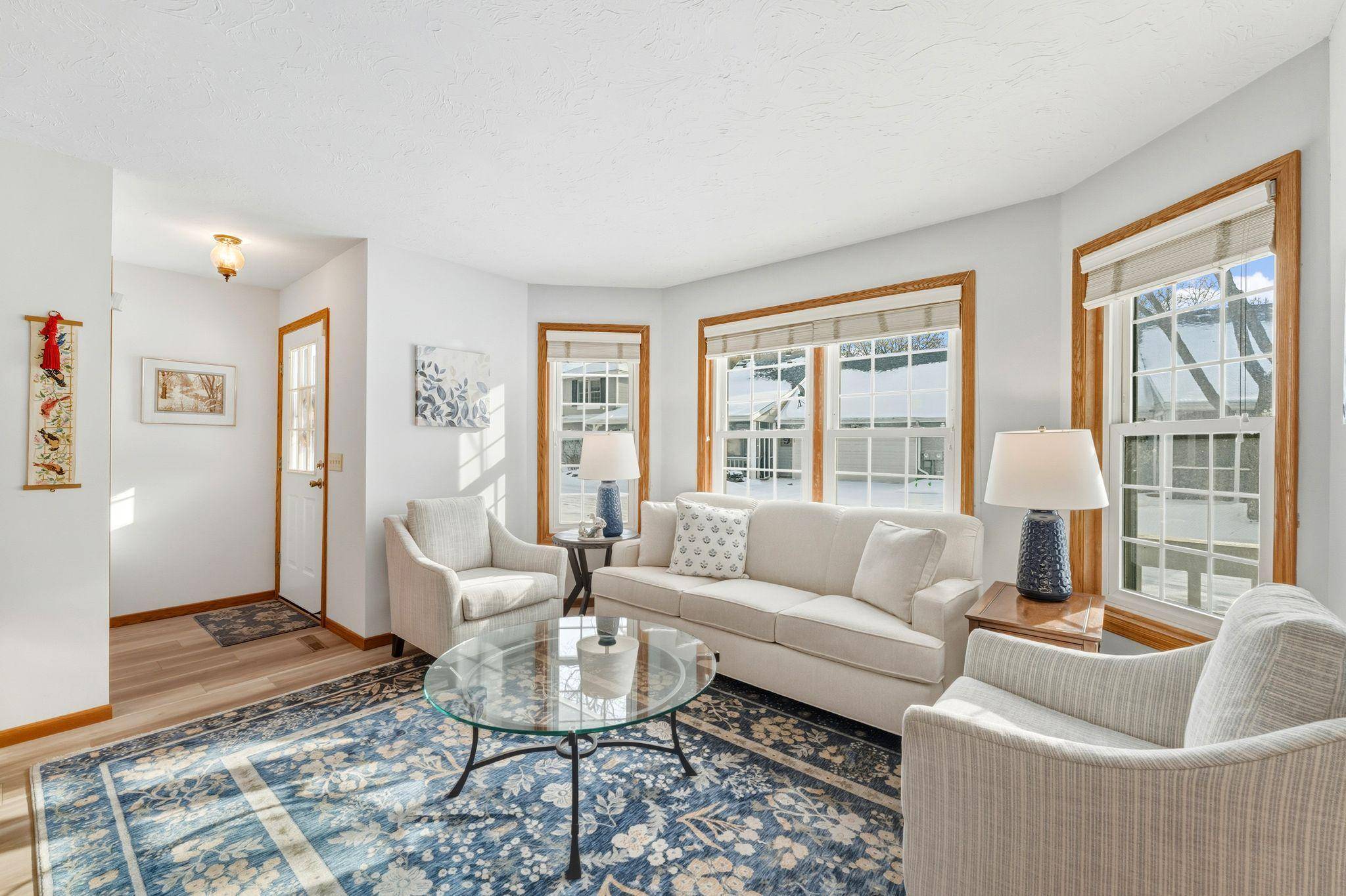 7842 Glenda CT, Apple Valley, MN 55124