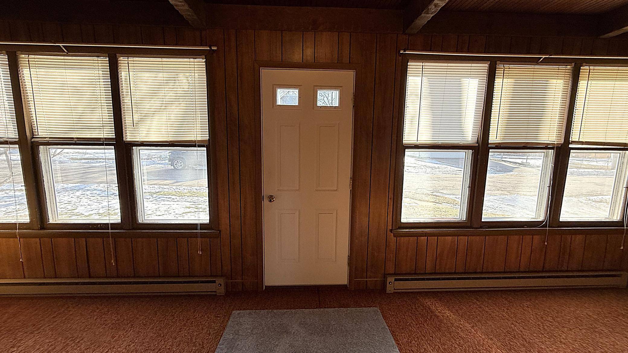 135 E Snelling AVE, Appleton, MN 56208