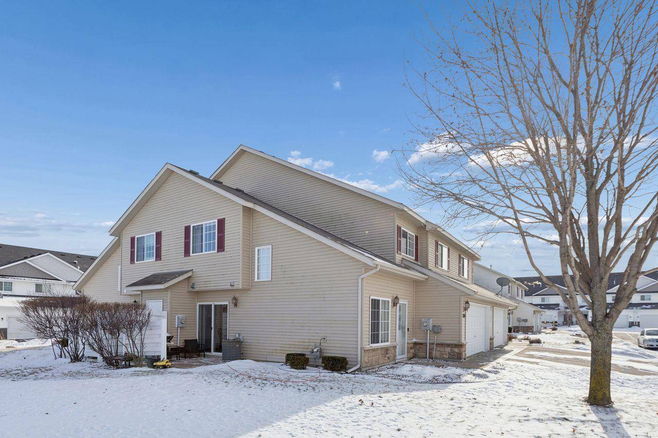 7343 Kalland CIR NE #41, Albertville, MN 55301