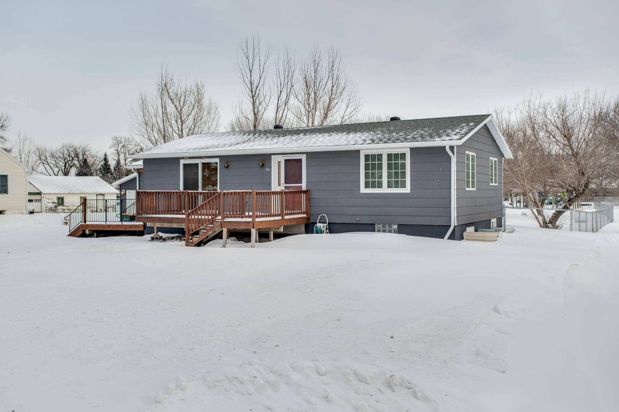 306 1st AVE W, Abercrombie, ND 58001
