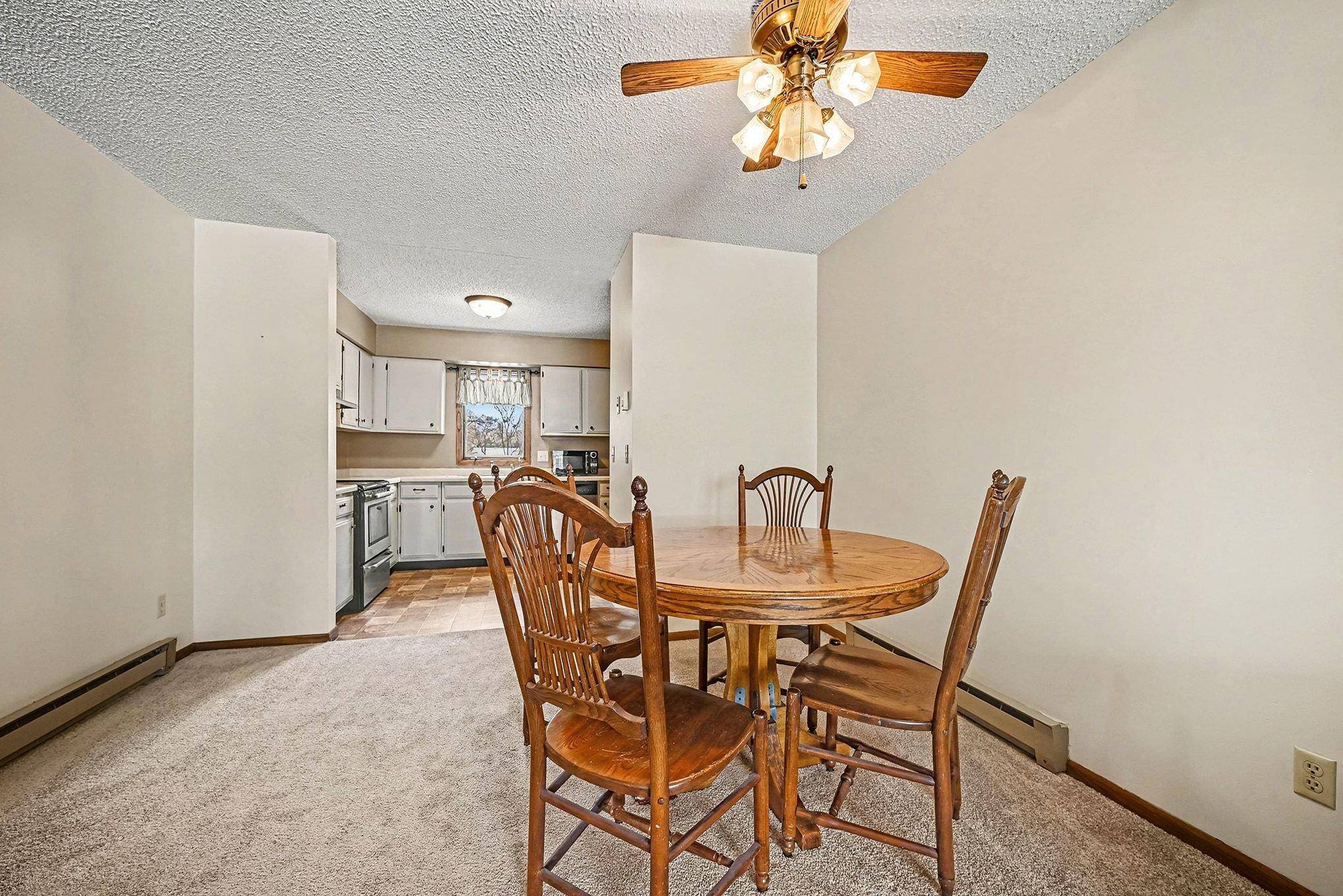 312 Arcadian PL #8, Buffalo, MN 55313