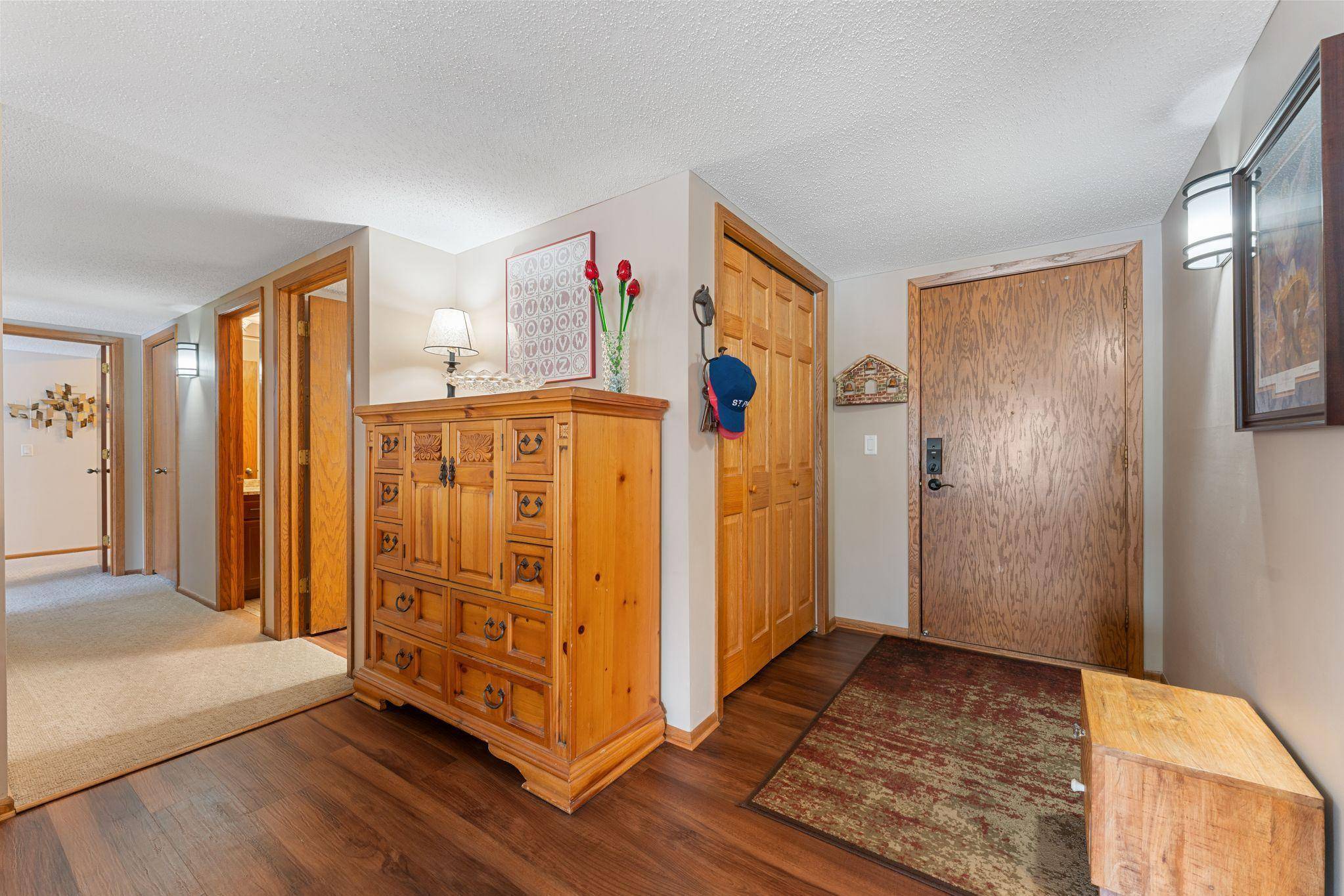6100 Auto Club RD #211, Bloomington, MN 55438