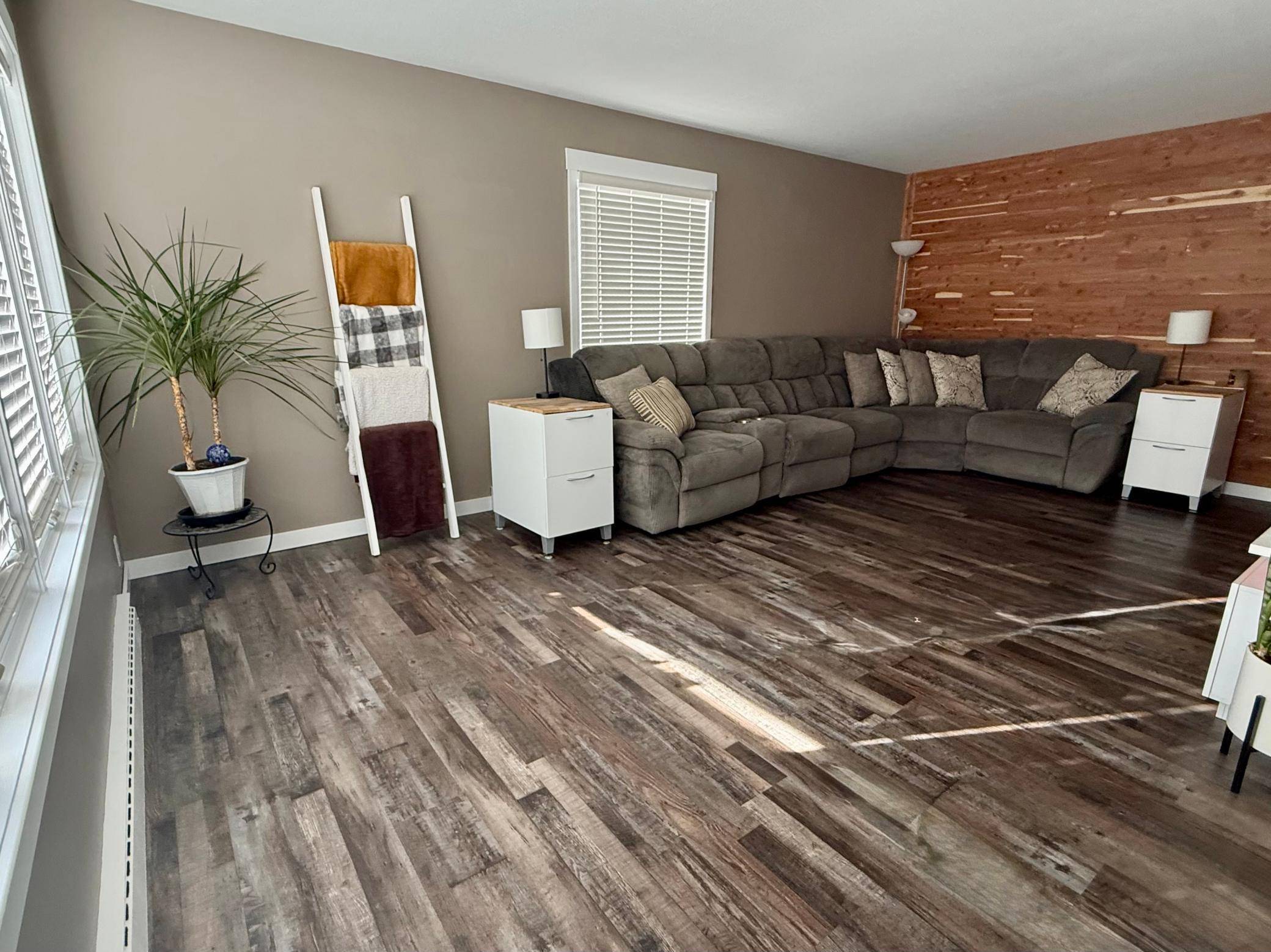 416 W Tyler AVE, Eau Claire, WI 54701