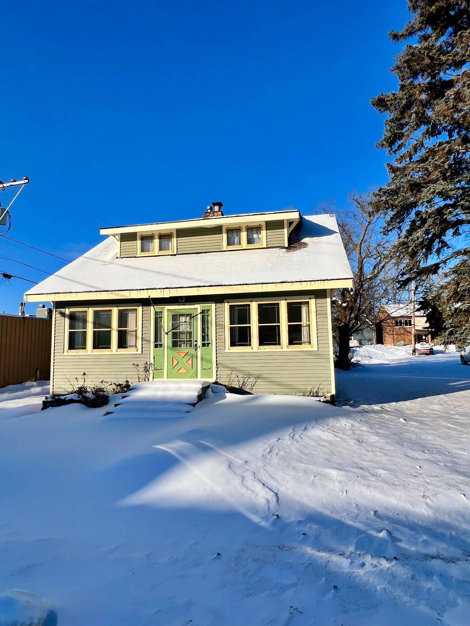 116 4th AVE, Bovey, MN 55709