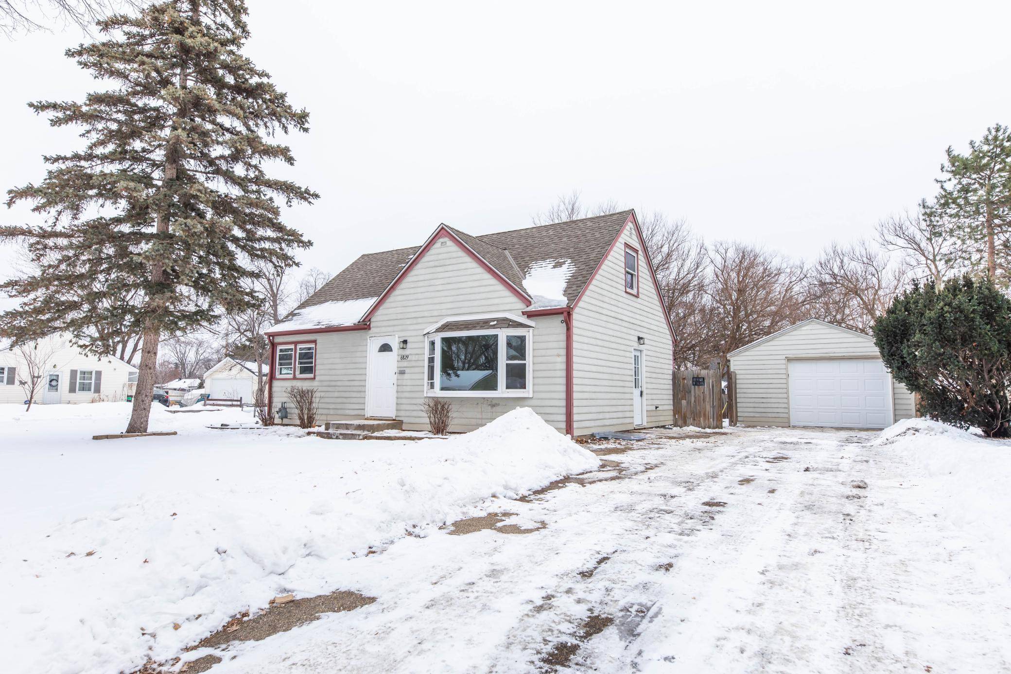 6829 Elliot AVE S, Richfield, MN 55423