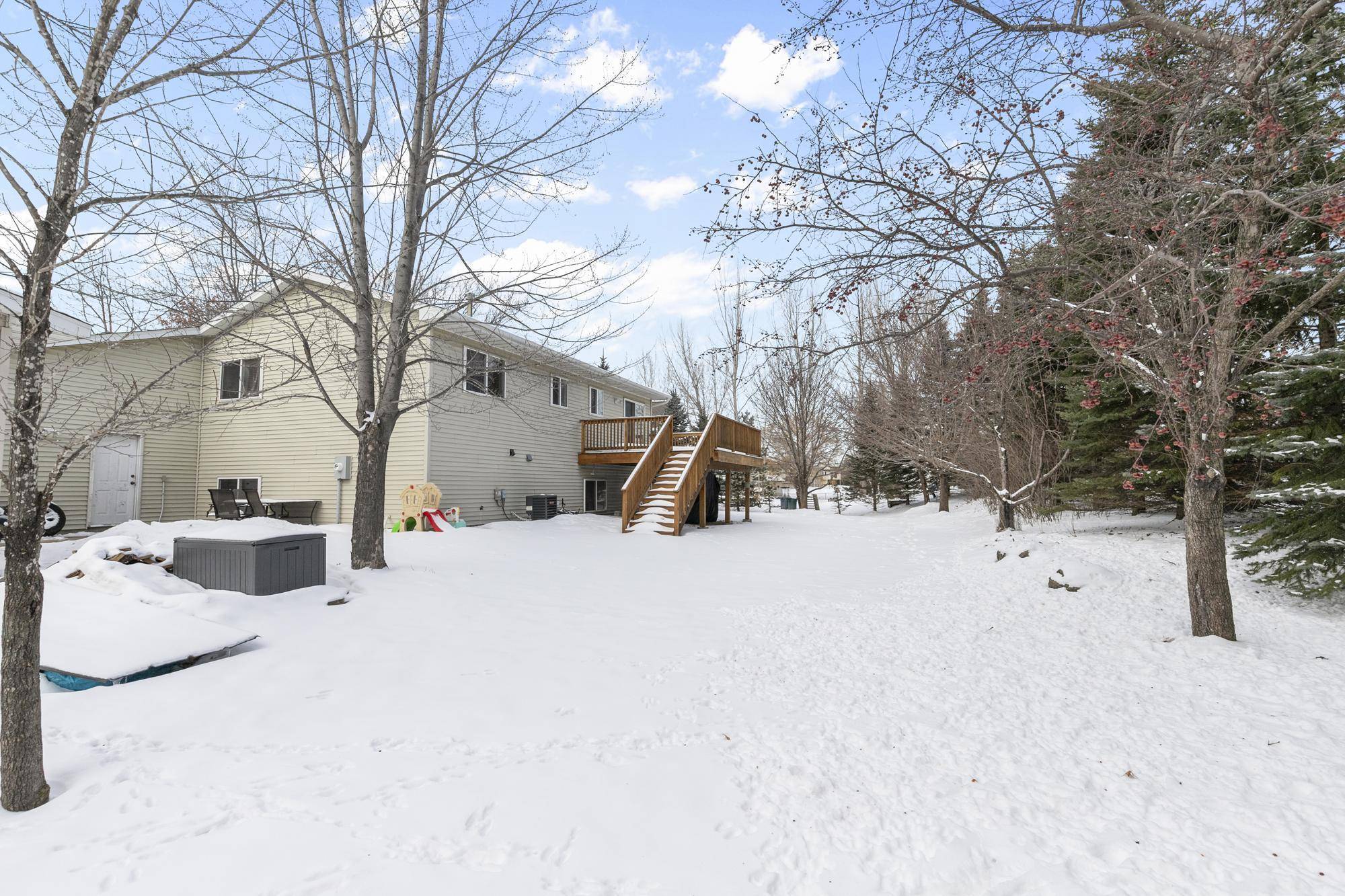 5462 Kalenda DR NE, Albertville, MN 55301