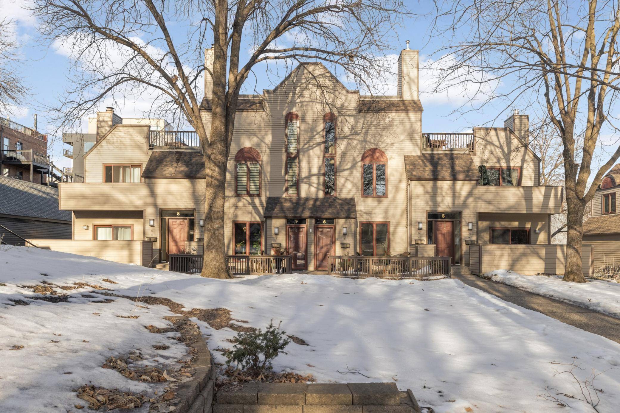 5 Irvine PARK #5B, Saint Paul, MN 55102