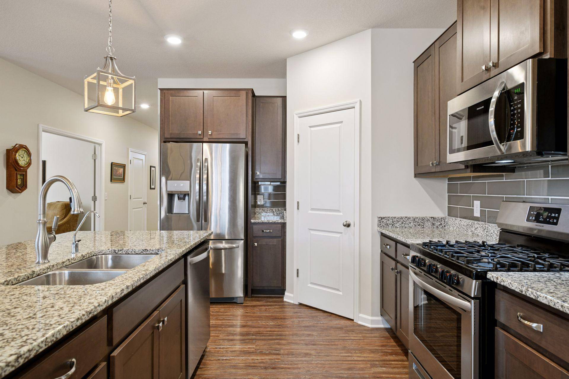 1900 Meridian Curve, Carver, MN 55315