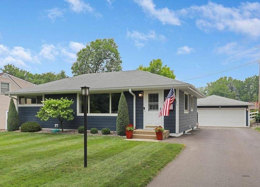 9810 W 18th ST, Saint Louis Park, MN 55426